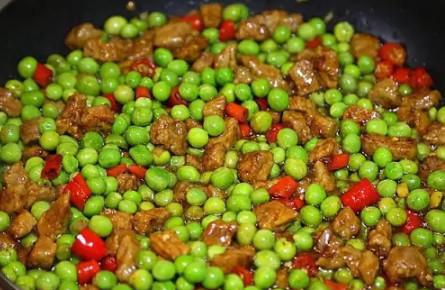 豌豆嫩牛肉,嗯,味道挺不错