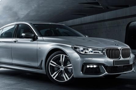 平行进口加长版宝马740来袭，上市不到一年，如今优惠30万！