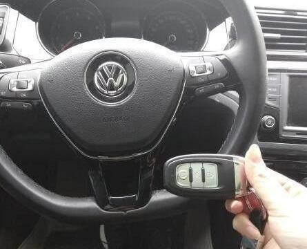 这车上市之前就吹的天花乱坠, 现在真心觉得它就是“辣馒头”