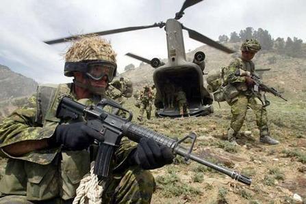 领土比中国还大:却死活不愿意加强国防,美国都