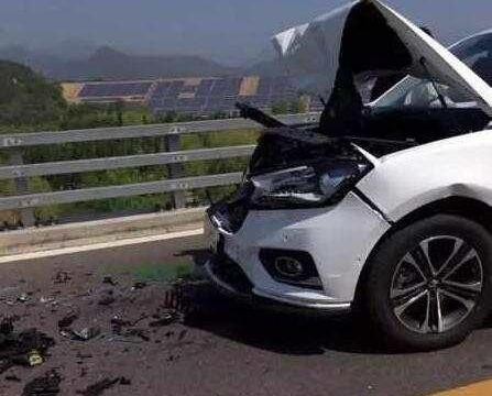 宝沃BX7试驾车追尾首撞 网友: 国产哈弗H6不知道比它强几倍