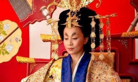 古装剧中的雷人造型，最后一个简直雷的外焦里嫩！