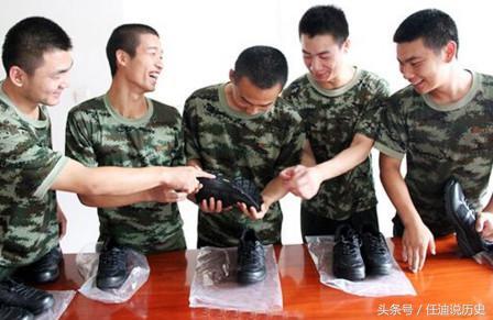 17式布鞋即将配备到军队中,竟被人吐槽太土?其