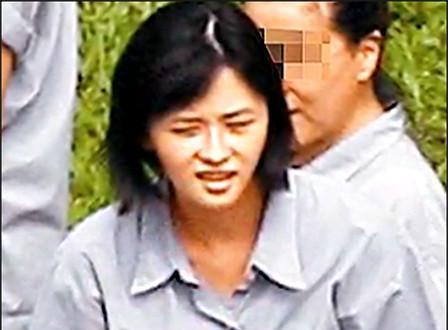 曾是宇宙最可爱美少女,现40岁与25岁男友热恋