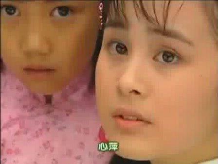 她是《情深深雨蒙蒙》里的陆心萍, 现实中却和陆尓豪恩爱18年!