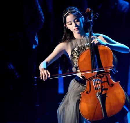 周一围称与欧阳娜娜合作最舒服 回顾她到底适合演戏还是拉大提琴