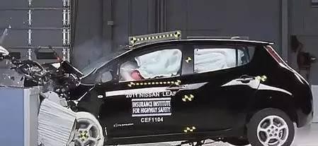 第一次买车，预算裸车17万左右，本人27岁，有推荐吗？