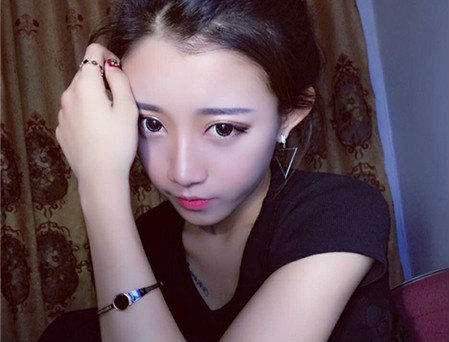 快手最火的7位女主播,赵本山女儿上榜,她一顿