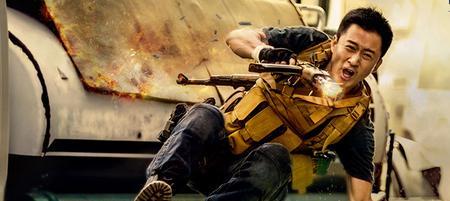 夏河喷吴京香港护照跪舔权贵,老婆美国绿卡、