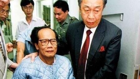 ��������ʱ������������������ǰ�Ǿ仰��Ȼ������©����������