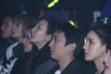 王思聪和张康阳的爸爸见面了!同为富二代,这两