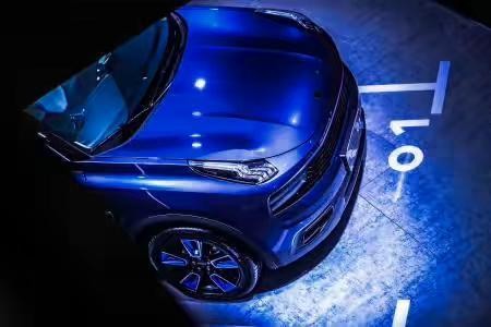 2分钟卖出6000辆，领克01的“美”究竟在哪？