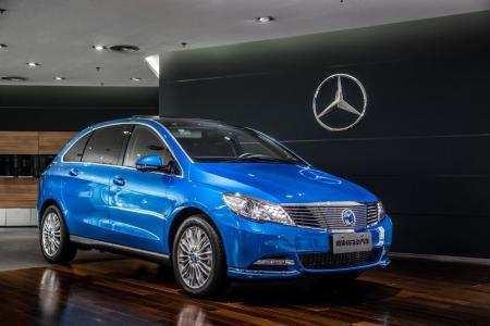 比亚迪奔驰共同研发这款纯电SUV上市