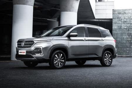 宝骏延续国产SUV实力, 新车颜值超高售价8万起, 众泰怎么看