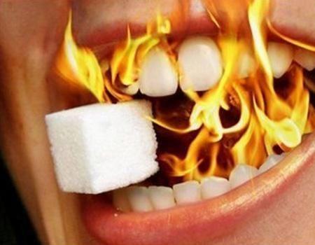 上火,口腔溃疡,把这个中药贴脚心上,引火下行