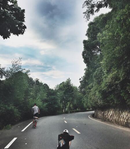 女星体重大曝光!80斤还嫌多,麻杆腿还没胳膊粗