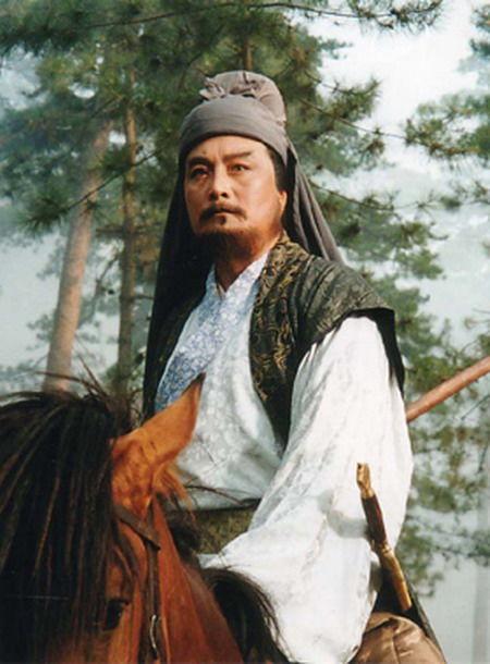 梁中书的真名早有交代,为何从不称呼他名字?原