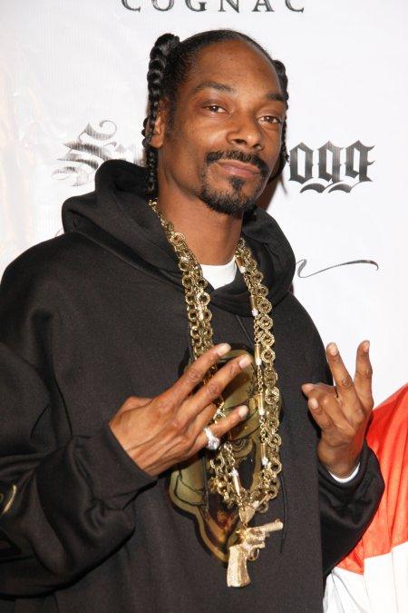 美国西海岸最成功的说唱歌手之一——snoop dogg