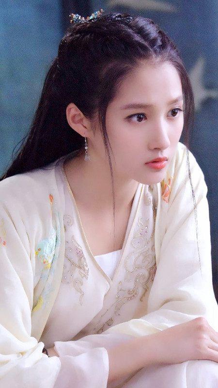 17年玄幻剧七大古装美人, 关晓彤垫底, 热巴第三, 第一第二无争议