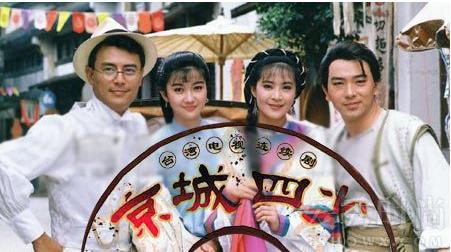 61岁的张晨光妻子原来是她，漂亮贤惠有气质，俩试管儿子帅哭！