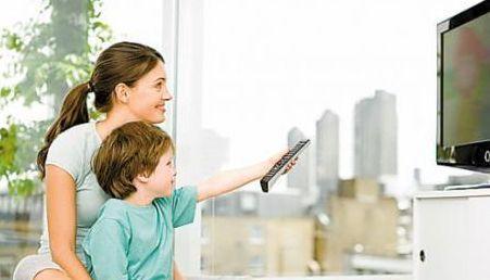 到底要不要阻止孩子看电视?