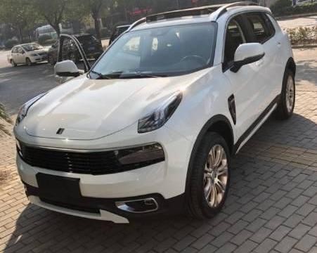 入手领克01两驱耀Pro版，车主坦言:国产车真的起来了