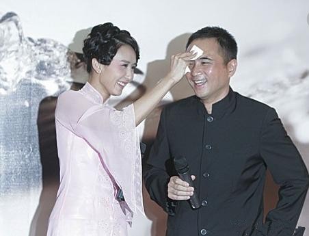 胡静离婚真相内幕 网料：胡静老公朱兆祥很有钱但小气
