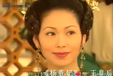 2002年再次搭档蔡少芬,在《洛神》中饰演王如意.