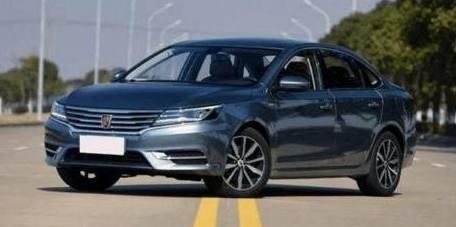 这款车上市两天订单就破万，颜值堪比CC，配置吊打朗逸，售9万