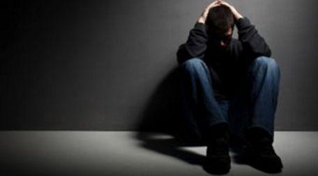 心理学: 处于这6种状态下的人容易轻生, 你得去帮助他