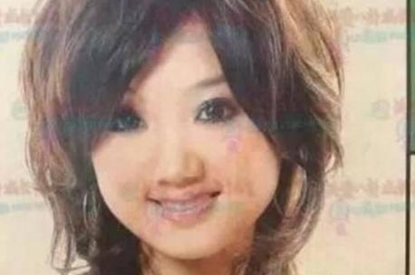 毛晓彤素颜旧照曝光，网友：还好分手了，要不生出来孩子还得后悔