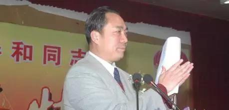 人物丨脱贫攻坚奖向长江：立志实业报国，心系扶贫帮困