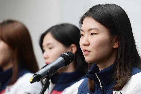 韩国短道辟谣内斗，发布会一片祥和，崔敏静回应与沈石溪恩怨