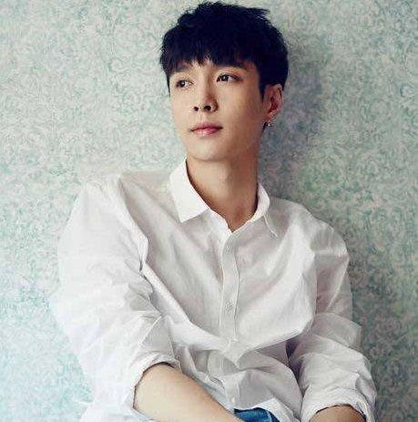 袁弘被问老婆的名字, 冲口而出: 我老婆叫张艺兴