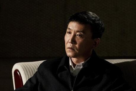 《万历十五年》到底讲了什么?其实就这两个字