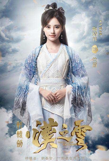 被称偶像之神，最火时“四千年第一美女”都给她洗脚，还记得她吗