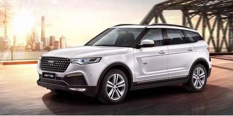 小伙花15万购入众泰T700，驾驶感觉没档次，转身买了宾利