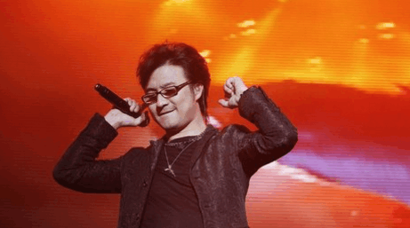 《我是歌手》汪峰夺冠, 唱的好的都退赛了, 还比