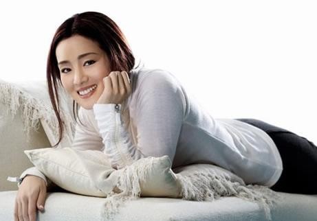 “私生活”最乱的三位女星，出现都是百万豪车代步！