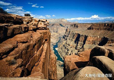 鞭炮爆竹响声不断, 三大生肖运势如火如荼, 赚一