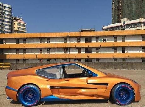 中国男子花八万自制跑车获得专利！车标很给中国长脸！