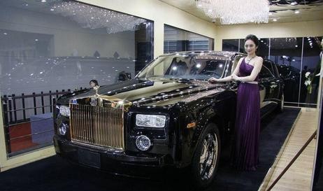 顶级劳斯莱斯和宾利在国内一辆都卖不出去，网友笑道，国人并不傻