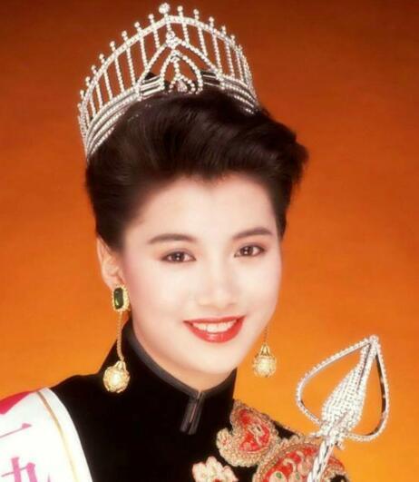 快看袁咏仪好漂亮!对不起,我叫马思纯