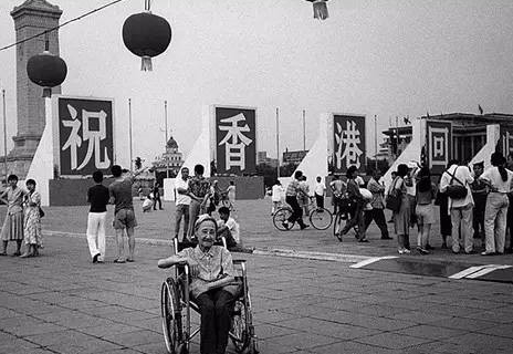 镜头下的历史：珍贵老照片带你走近晚清末代格格爱新觉罗·韫