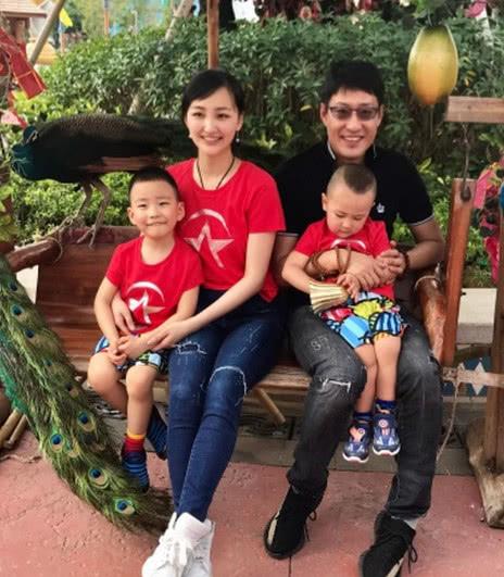 演了大部分的"抗日英雄", 娶个老婆美得不得了|于震