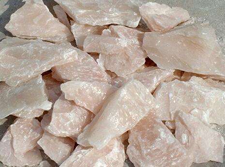 世界上最软的石头,指甲一划就裂开了,据说还能