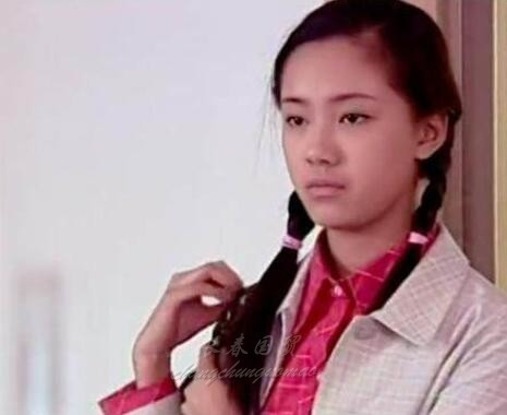 还记得《马大帅》里的小翠吗？如今已为人妻为人母变成这样了！
