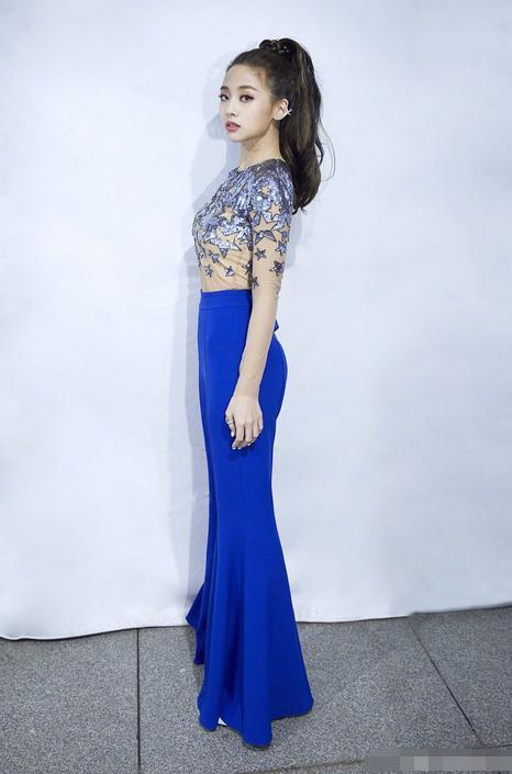 鬼鬼这旗袍穿的太魔性了!成功穿出风尘味，网友:气质拖后腿!