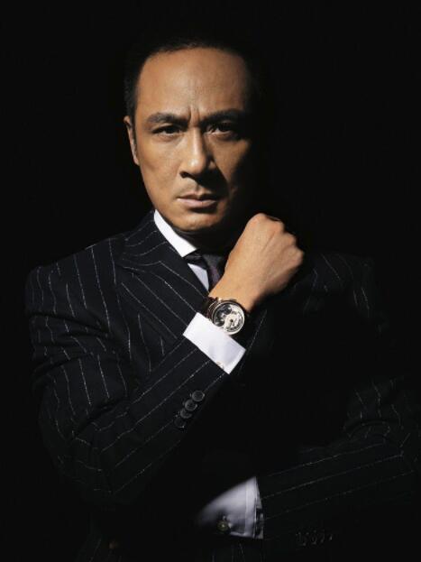 香港男演员70岁以上,香港男演员80岁以上 香港经典实力派男演员,堪称颜值与演技并存,完虐现代