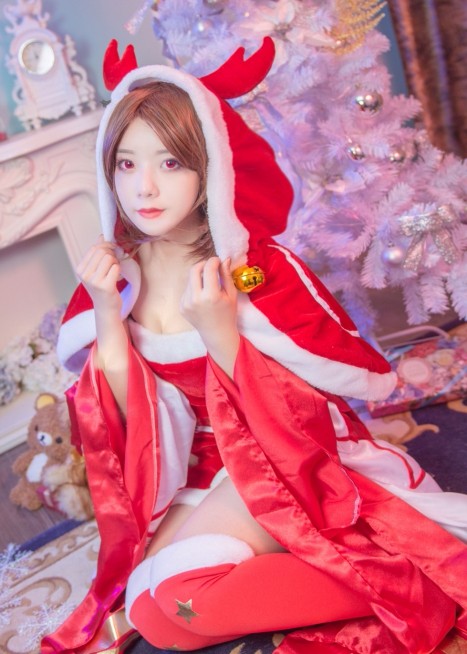 cosplay美女下限王者,cosplay碧蓝航线泳装 王者荣耀:峡谷女英雄cosplay大比拼,你最喜欢谁